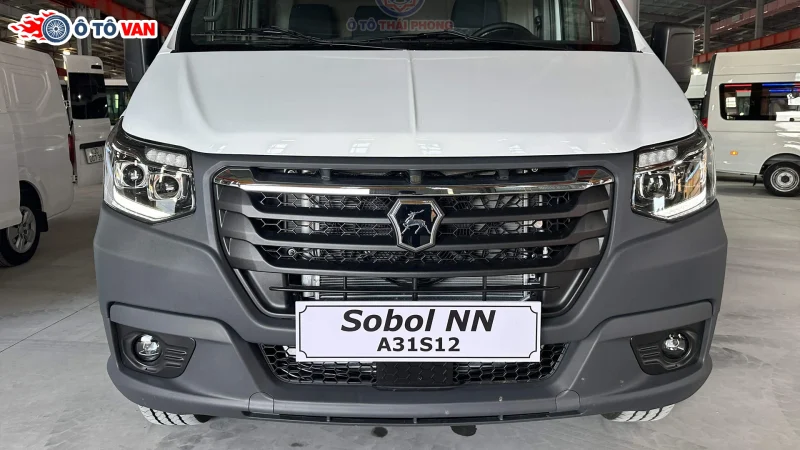Xe tải Van Gaz Sobol NN 3 chỗ 945kg động cơ Diesel