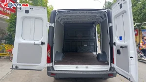 Xe tải Van Gaz Sobol NN 3 chỗ 945kg động cơ Diesel