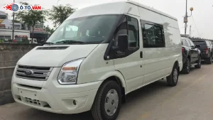 Xe tải van Ford Transit 3 chỗ, 6 chỗ ngồi phiên bản 940kg và 890kg