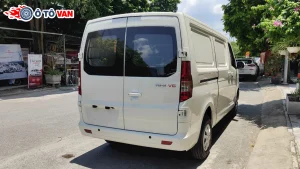 Xe tải van Tera V6 2 chỗ tải trọng 945kg