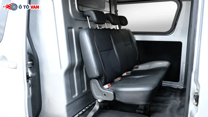 Xe tải Van Tera V8 5 chỗ 800kg