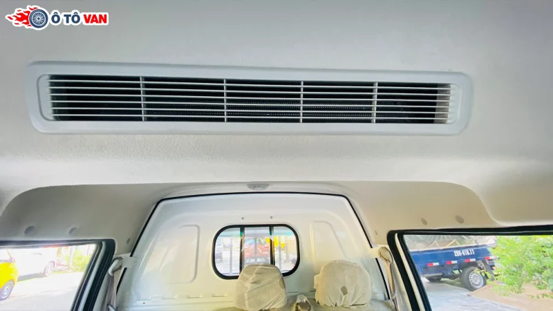 Xe tải Van SRM 868 5 chỗ 760kg