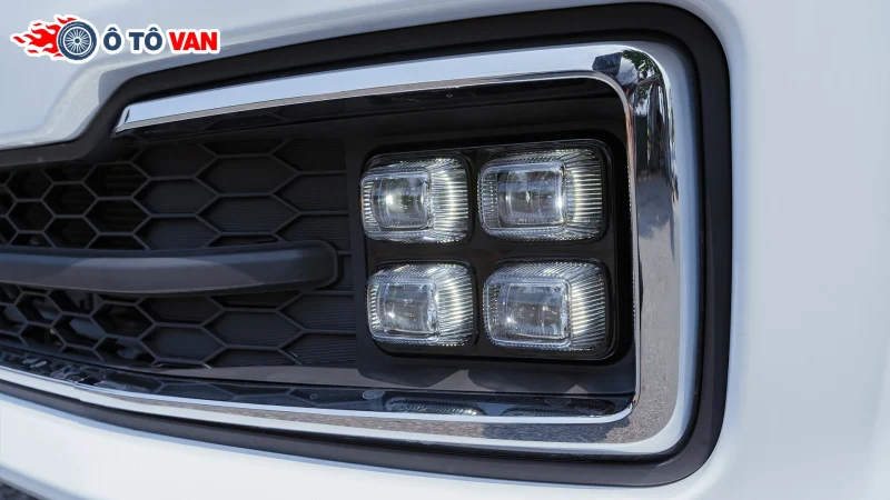 Xe tải Van SRM 868 5 chỗ 760kg