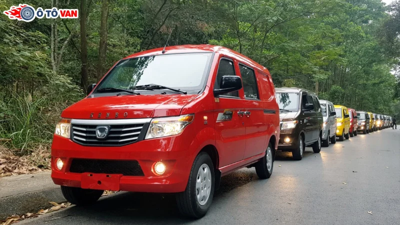 Xe van số tự động lắp ráp tại Ô tô Thái Phong có giá cả cạnh tranh Mẫu xe tải van