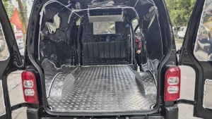 Xe tải Van Tera V Thùng bảo ôn 3 – 10 độ