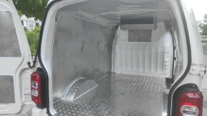 Xe tải Van Tera V Thùng bảo ôn 0 – 10 độ