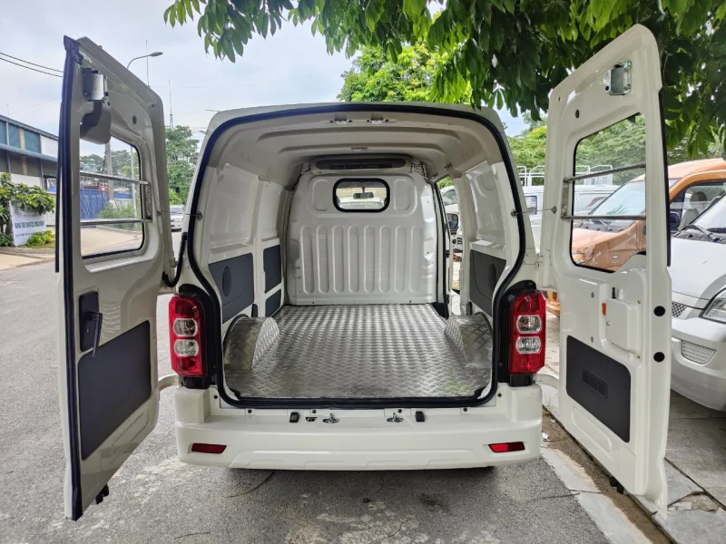 Xe tải Van Tera V Lắp Dàn Lạnh 18 – 28 độ chở rau củ quả