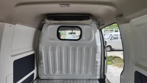 Xe tải Van Tera V Lắp Dàn Lạnh 18 – 28 độ chở rau củ quả