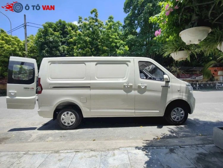 Xe tải van nhập khẩu Xe tải van nhập khẩu