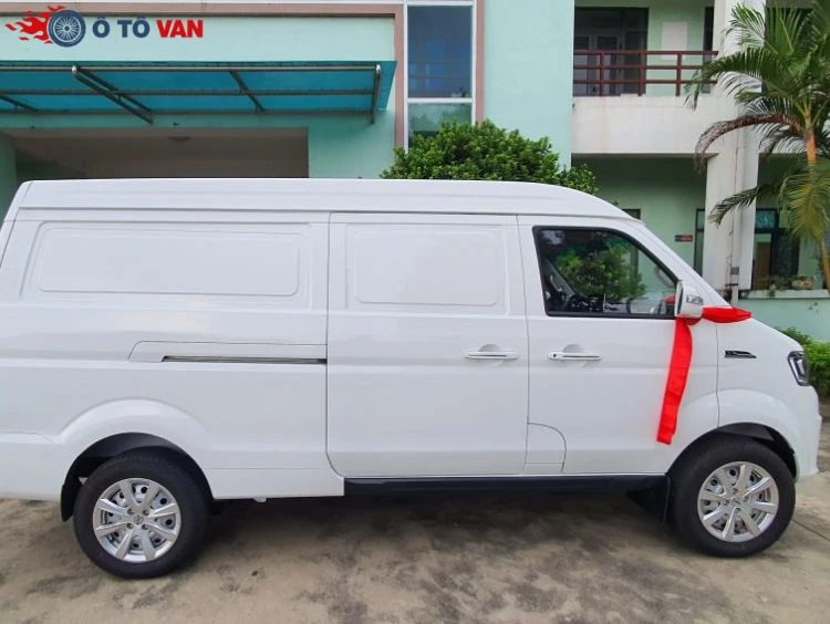 Xe tải van nhập khẩu Xe tải van nhập khẩu