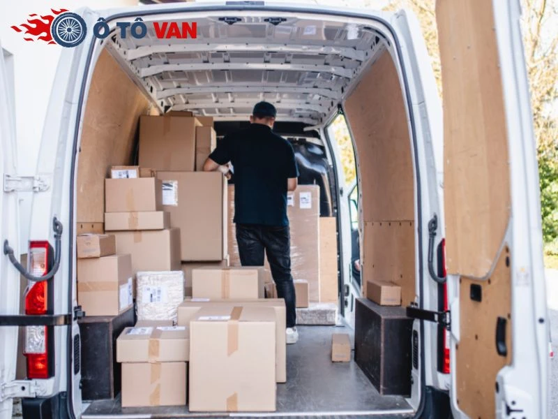 Kinh nghiệm sử dụng xe tải van chở hàng bền bỉ và an toàn