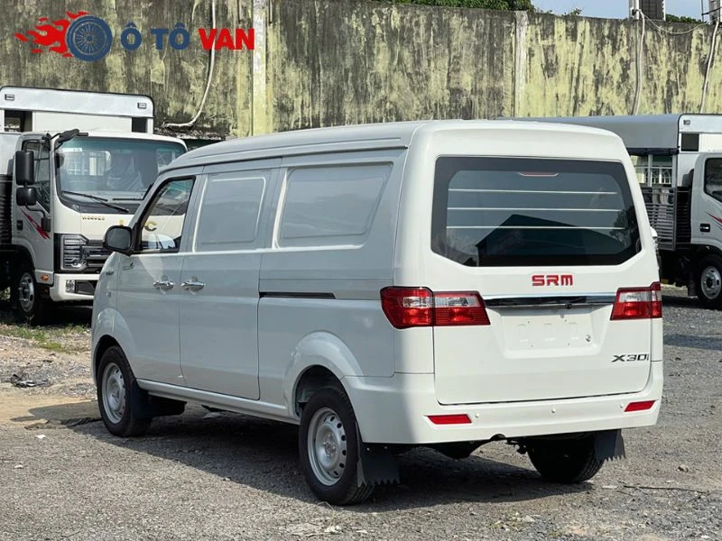 Top 3 lợi ích xe tải van mang lại trong kinh doanh hiện đại