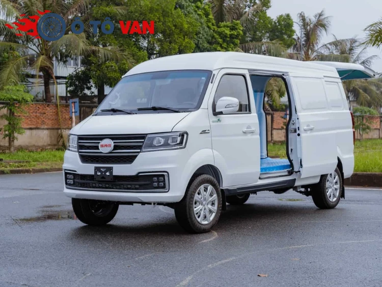 Không gian chứa hàng xe tải van 2 chỗ Không gian chứa hàng xe tải van 2 chỗ