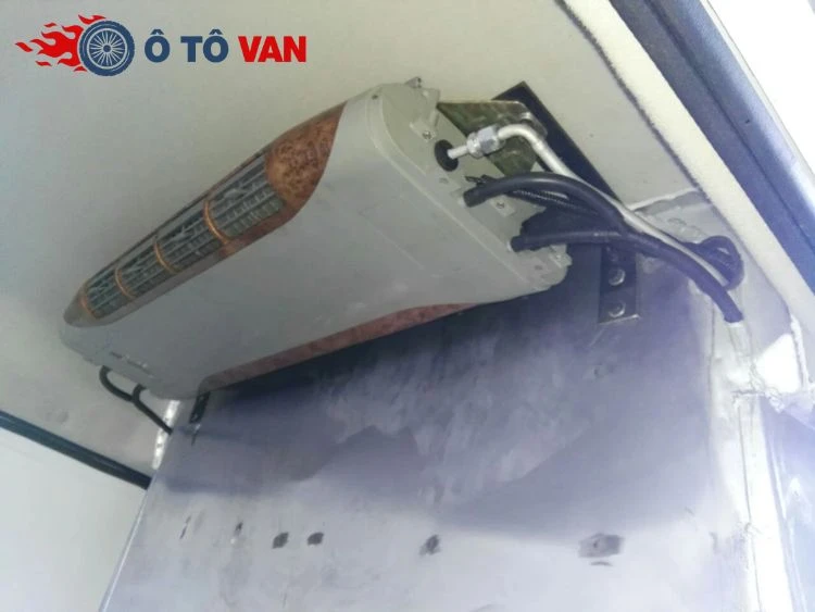 Lưu ý khi mua ô tô van cũ để tránh rủi ro và sở hữu “người bạn đồng hành” hoàn hảo