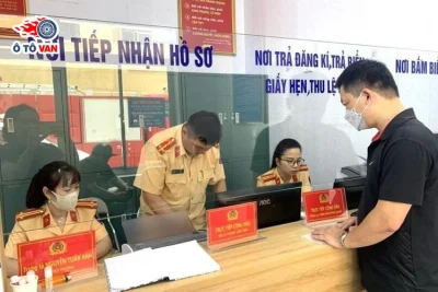 Thủ tục sang tên xe tải van 2025: hồ sơ, chi phí & cách làm nhanh nhất