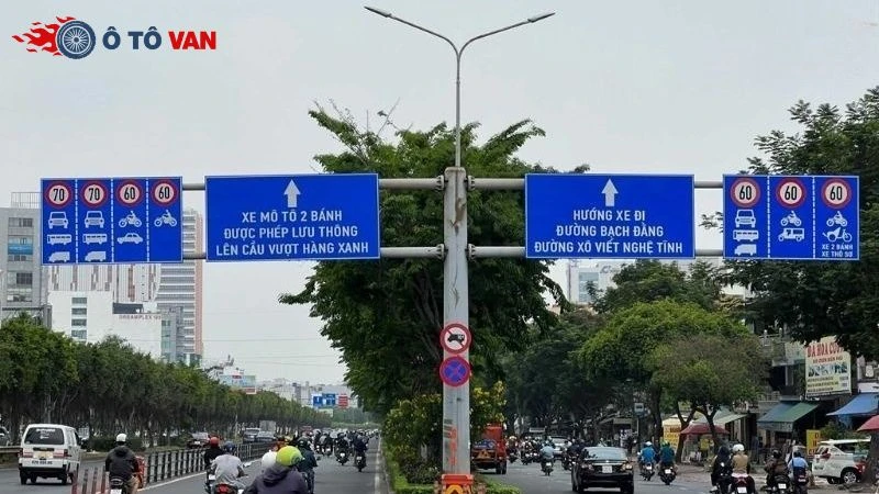 chạy xe tải van SRM Top 10 bí quyết chạy xe tải Van SRM trong thành phố