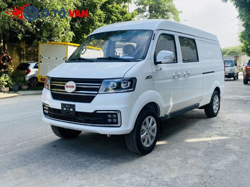 Cận cảnh mẫu xe tải van SRM hiện đại, động cơ bền bỉ Xe tải van 2 chỗ và 5 chỗ khác nhau thế nào? Chia sẻ từ chuyên gia