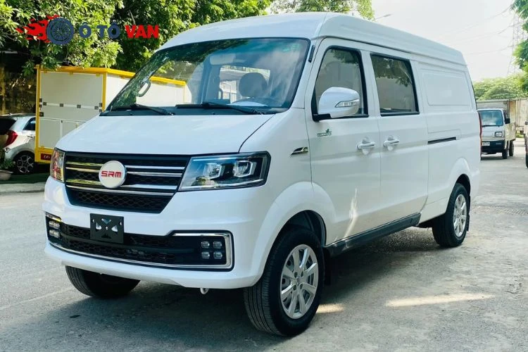 Bí quyết chọn xe tải van tối ưu vận chuyển logistics cho hàng hóa quá khổ