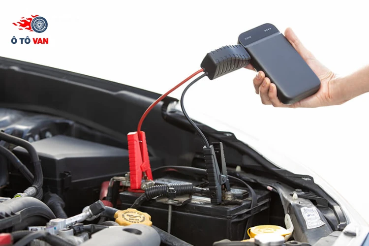 Khởi động xe tải van khi ắc quy yếu – mẹo nhanh & an toàn