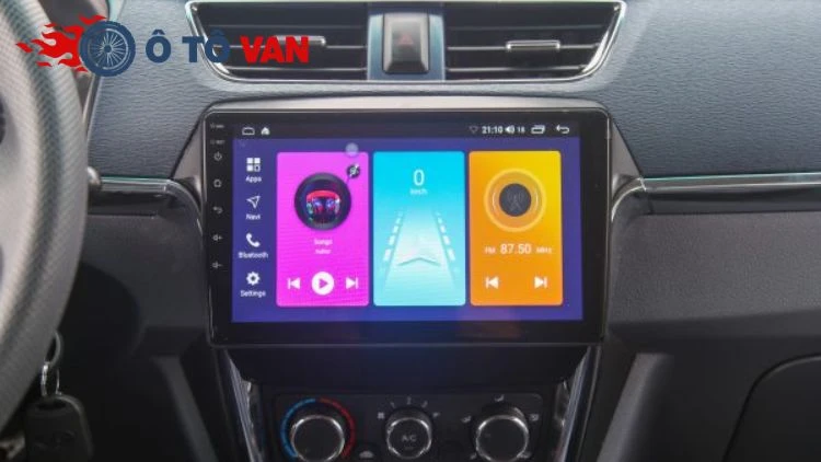 xe tải van srm x30L 5 chỗ cho kinh doanh vận tải