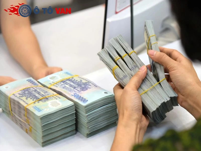 Nên đầu tư xe Tera V8 2 chỗ kinh doanh hay gửi tiết kiệm khi chỉ có 300 triệu? 